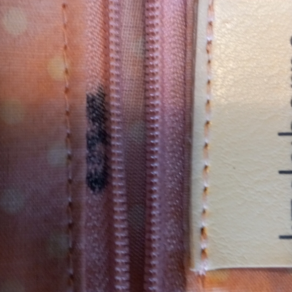 Handbag - Picture 14 of 16